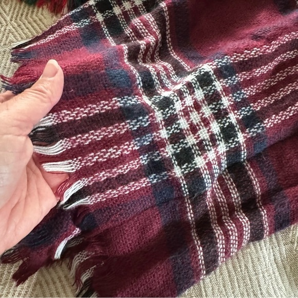 Charming Charlie Oversized Plaid Wrap Scarves - Picture 4 of 4